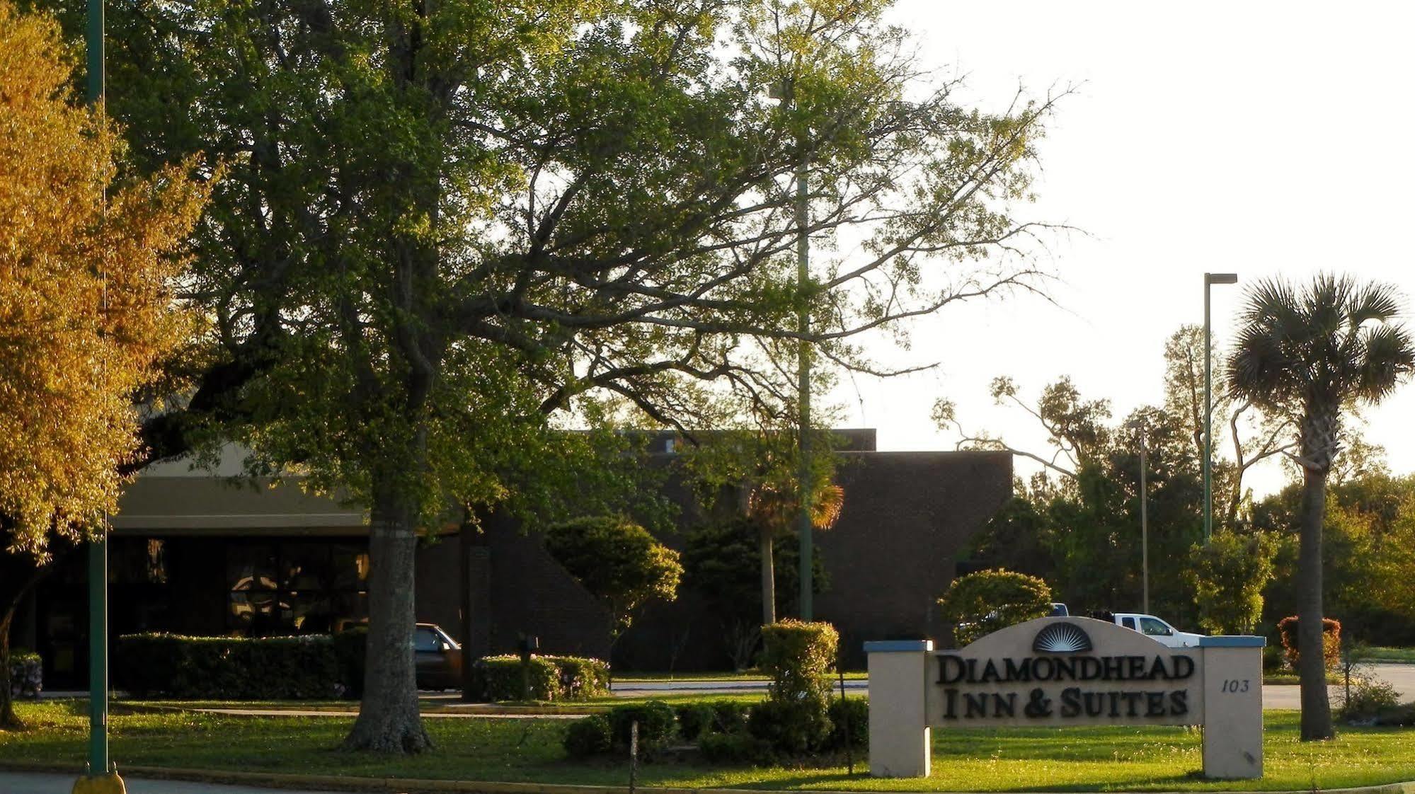 Ramada By Wyndham Gulfport I-10 Diamondhead Motel Buitenkant foto